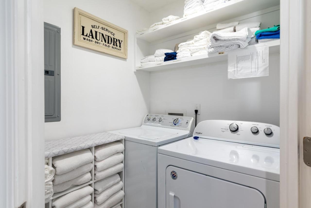 Strand Castle - Gulf Front! An Ideal Layout With Game Room, Small Private Pool, And Roof Top Crow'S Nest! Home Dauphin Island Exteriér fotografie